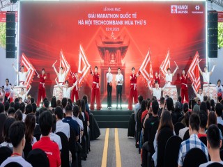 Chính thức khai mạc: Giải Marathon Quốc tế Hà Nội Techcombank mùa thứ 5